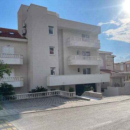 Apartment Dalmatien Traumhaus Макарська Екстер'єр фото