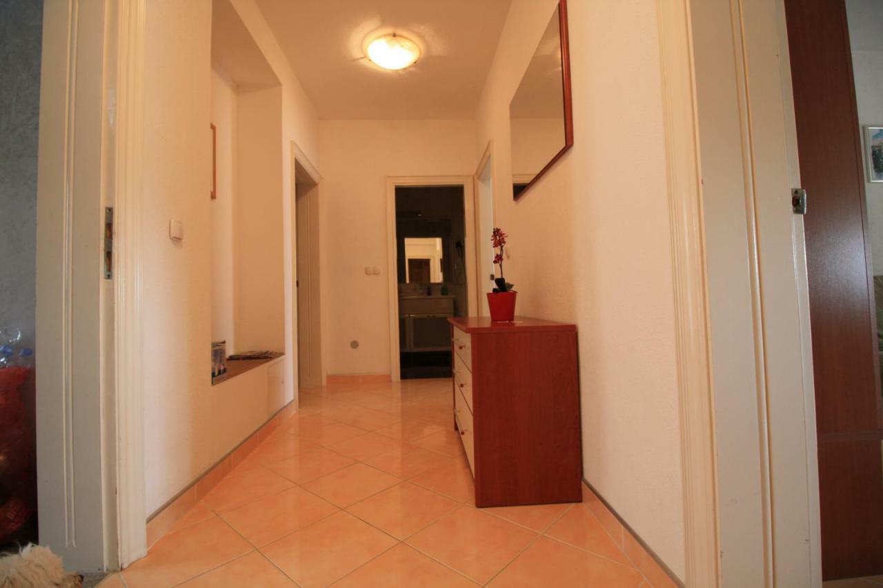 Apartment Dalmatien Traumhaus Макарська Екстер'єр фото