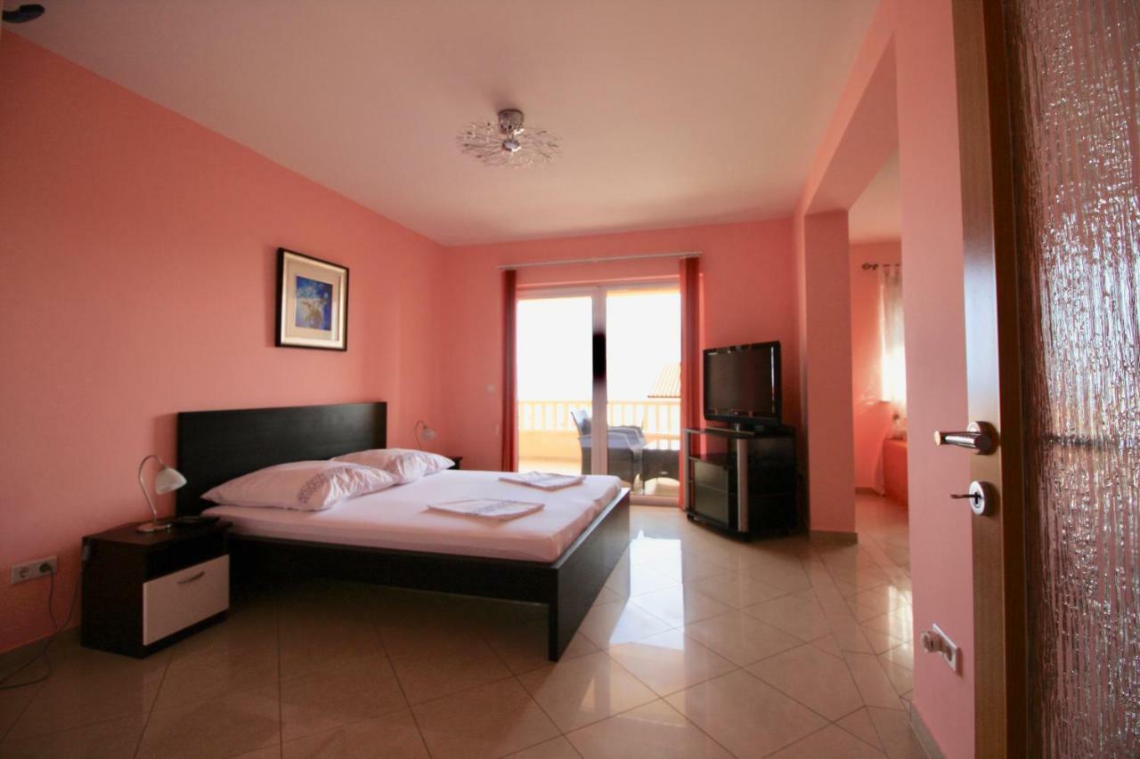 Apartment Dalmatien Traumhaus Макарська Екстер'єр фото